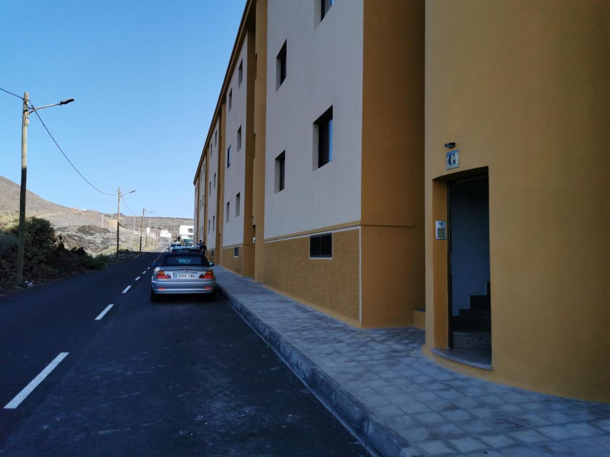 Apartamento Con Maravillosas Vistas En Primera Linea La Restinga Luaran gambar